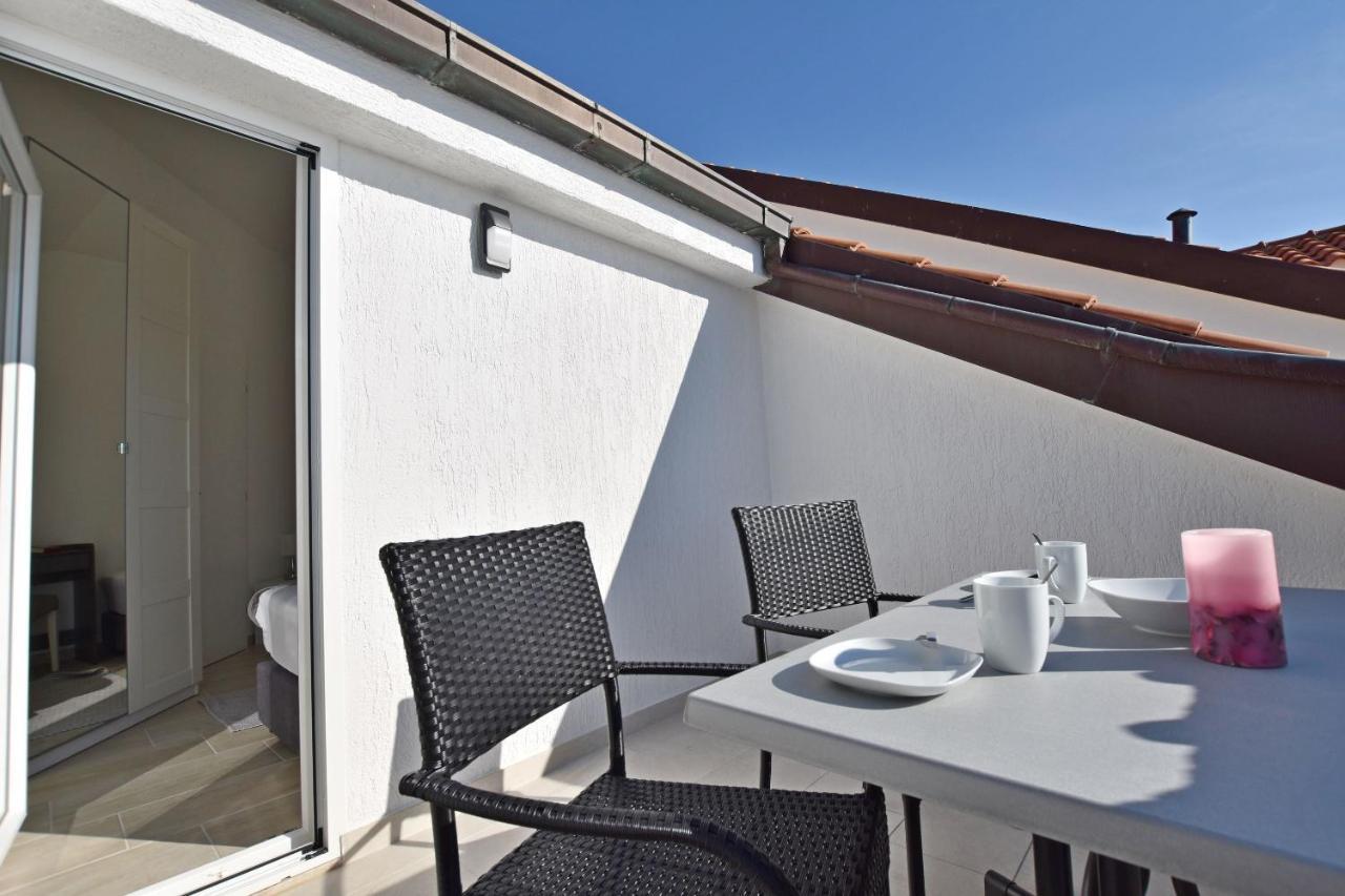 Apartments Danolic Pisak Luaran gambar