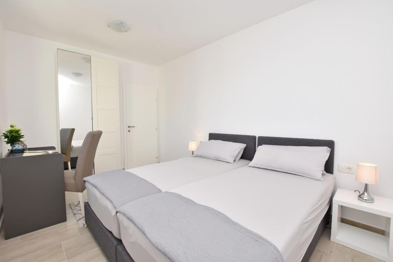 Apartments Danolic Pisak Luaran gambar